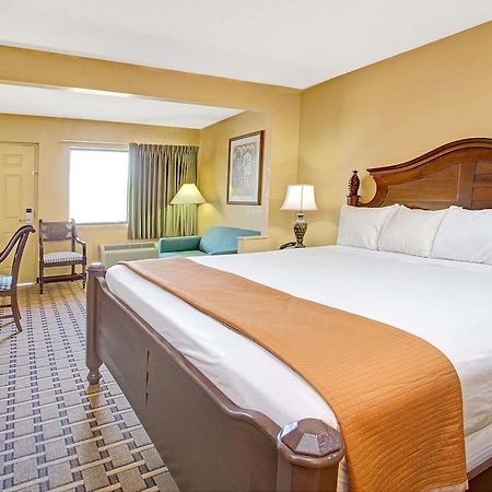 Travelodge Suites By Wyndham Kissimmee Orange Ngoại thất bức ảnh